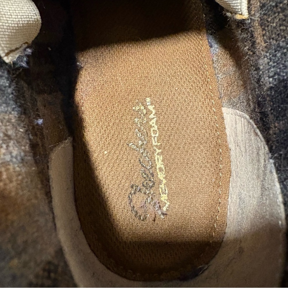 Sketchers Tan Suede Wedge Ankle Boots, women’s Sz 8. - Picture 9 of 10